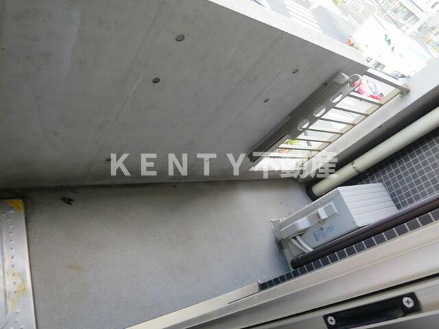 バルコニー　陽当たり良好なバルコニーです