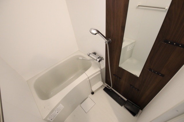 バス・シャワールーム　※別室の参考写真の為、現況優先です。