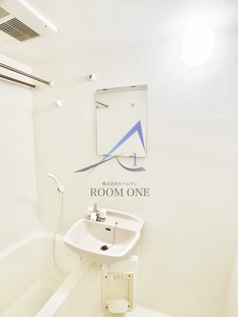 洗面設備　洗面台です。