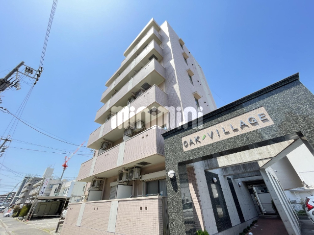 建物外観　鉄筋コンクリート造です