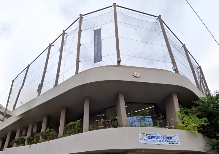 小学校　港区立小中一貫教育校白金の丘学園白金の丘小学校（小学校）まで805m