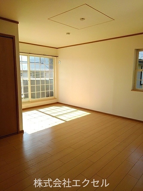 居室・リビング　フローリングのお部屋です。