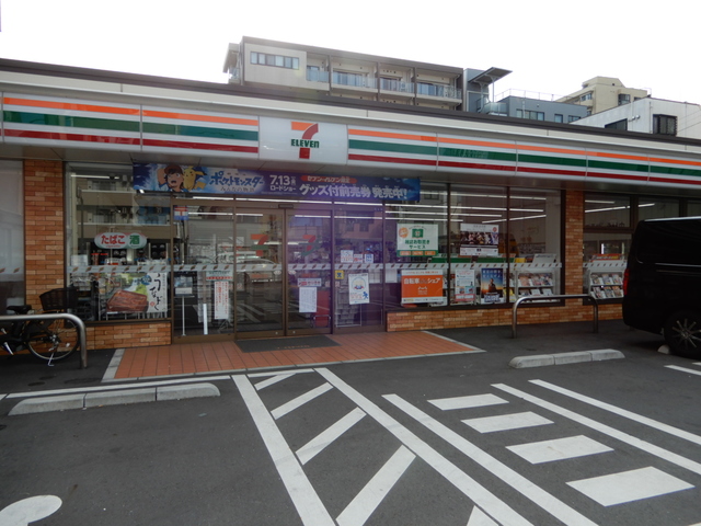 コンビニ　セブン-イレブン墨田東駒形３丁目店（コンビニ）まで130m