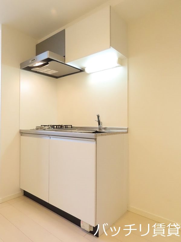 キッチン　画像は同型タイプの為、現状を優先致します。