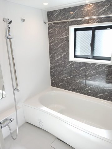 バス・シャワールーム　きれいなお風呂です