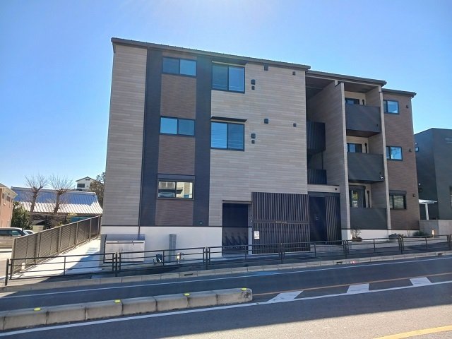 建物外観　落ち着いた雰囲気の外観です