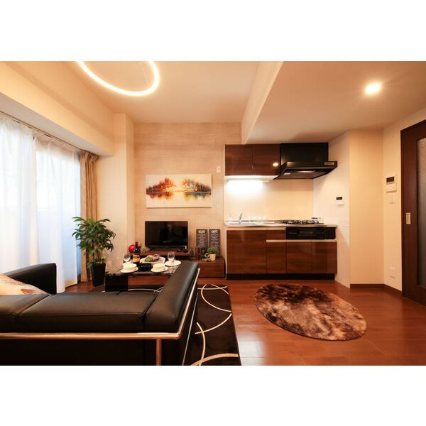 キッチン　システムキッチン（ガス3口＋グリル）