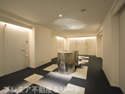 ロビー　各階のエレベーターホールです