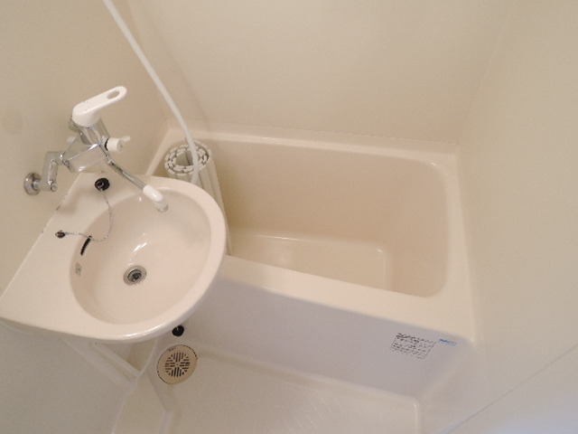 バス・シャワールーム　お風呂です。