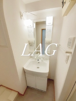 洗面設備　洗面台です。