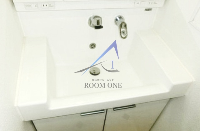 洗面設備　洗面台です。