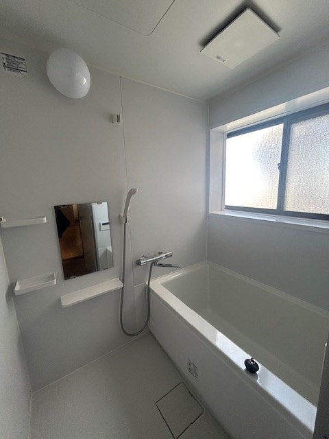 バス・シャワールーム　バストイレ独立設計