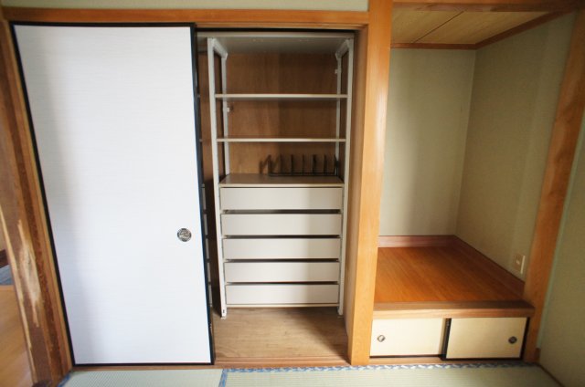 収納　たっぷりとした収納スペースです