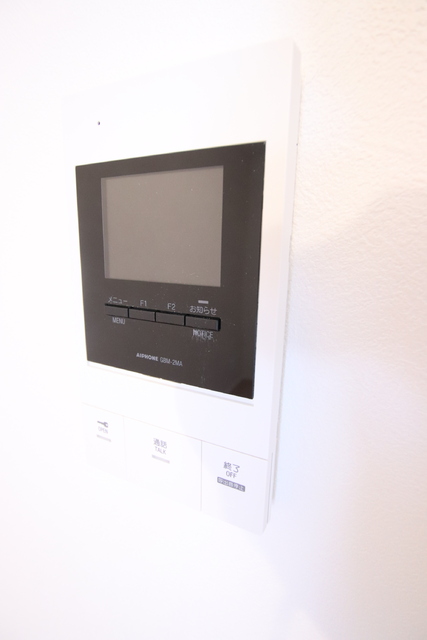 セキュリティ　※別室参考写真。ＴＶモニター付きドアフォンなので防犯面も◎