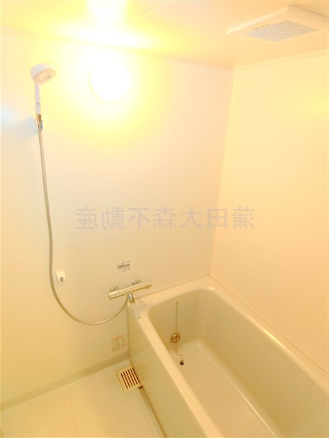 バス・シャワールーム　追焚付きのバスルーム　お風呂