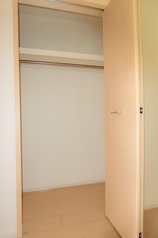 その他　同型物件の写真、配色に違いあり