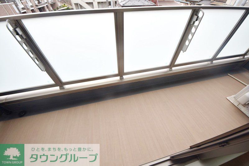 バルコニー　バルコニー