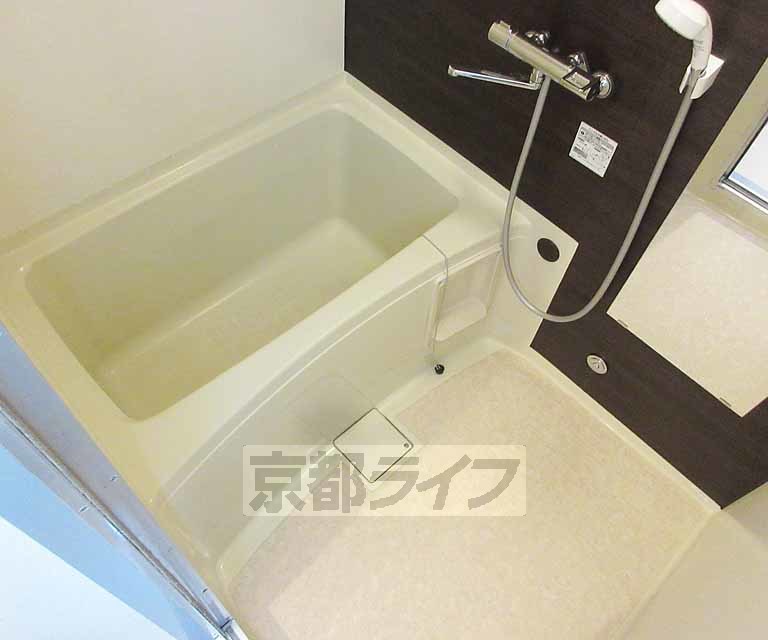 バス・シャワールーム　きれいなお風呂です