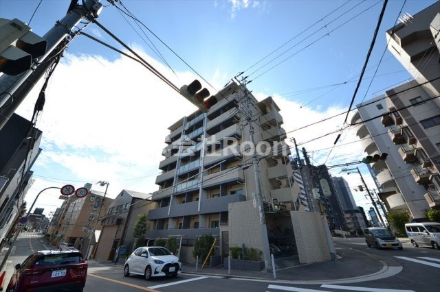 建物外観　外観は落ち着いています