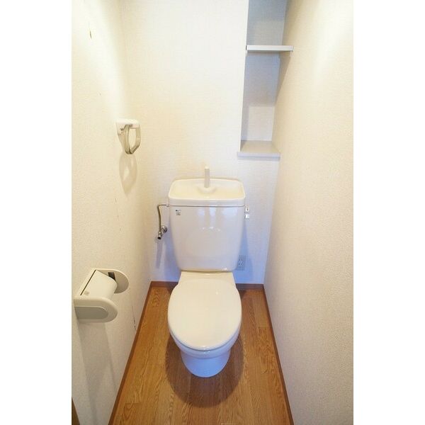 トイレ　※別部屋写真