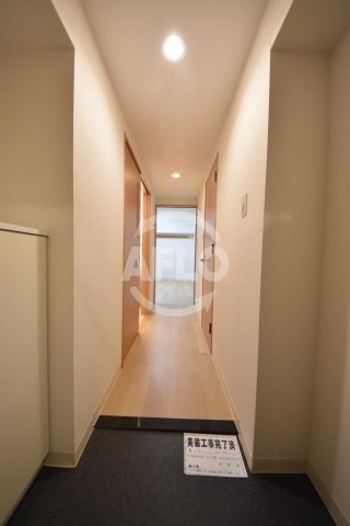 玄関　エスタブレ南森町　玄関