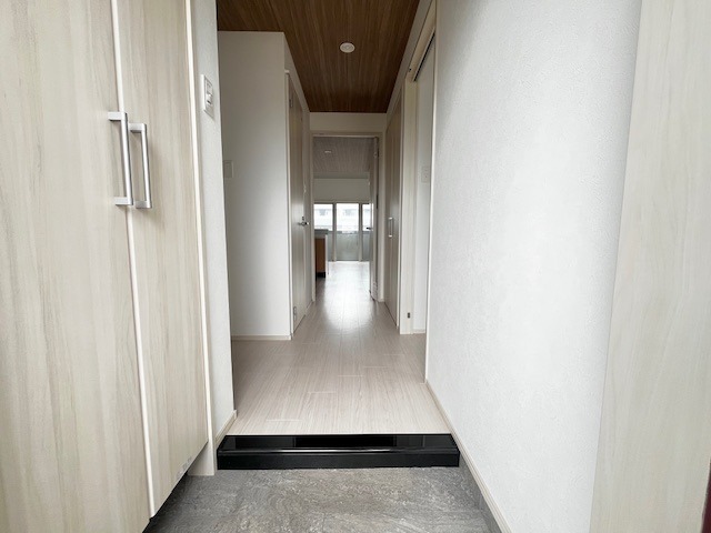 玄関　別号室イメージ