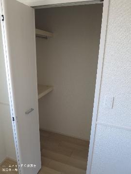 収納　ウォークインクローゼット