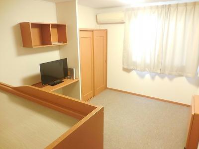 居室・リビング　家具家電付き