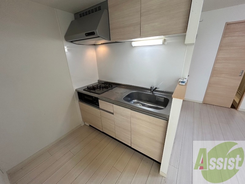 キッチン　システムキッチンなのでコンロ設置不要です！