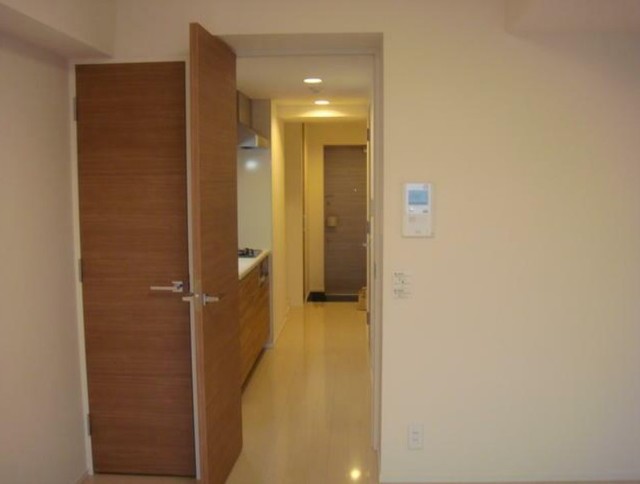 居室・リビング　室内