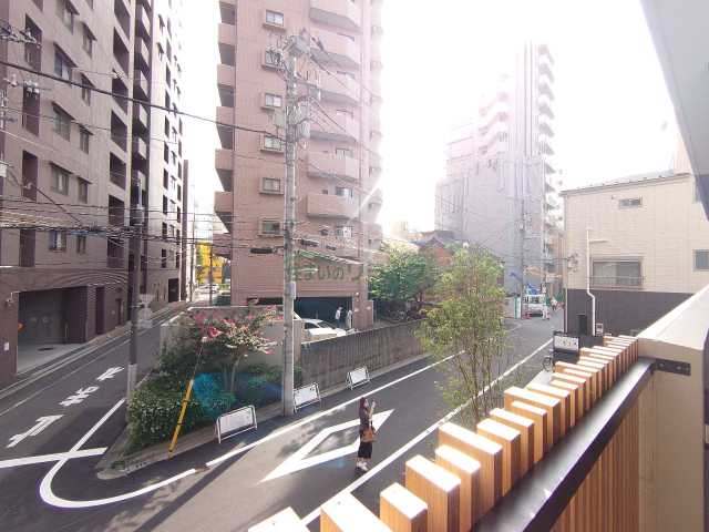 眺望　ルフォンプログレ上野入谷フロント