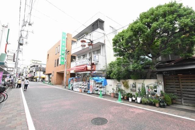 ドラックストア　スマイル（ドラッグストア）まで136m