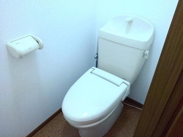 トイレ　温水洗浄暖房便座