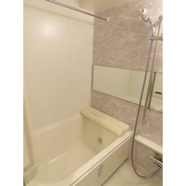 バス・シャワールーム　（別タイプ参考写真）グランカーサ文京千石　　文京区千石4