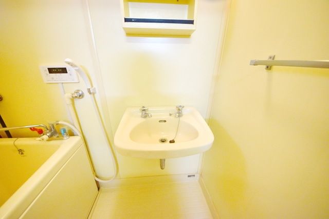 洗面設備　タウンハウジング府中店まで