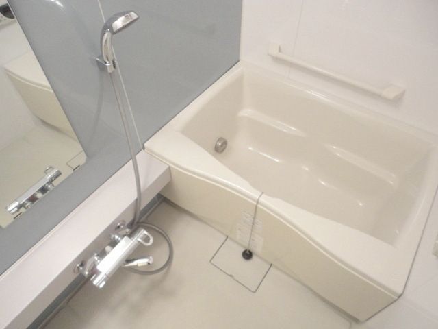 バス・シャワールーム　バスルーム