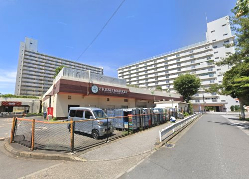 スーパー　トップフレッシュマーケットいずみ大谷田店（スーパー）まで706m