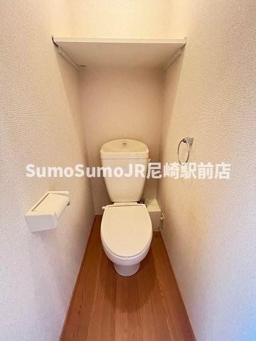 トイレ　清潔感のあるトイレです
