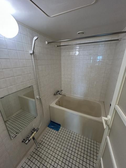 バス・シャワールーム　バス