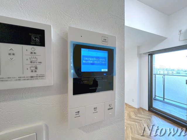 セキュリティ　モニター付きインターフォンです。