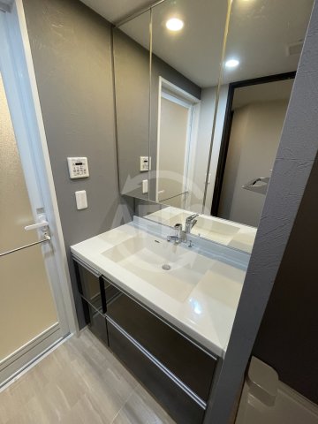 洗面設備　阿波座ライズタワーフラッグ46　独立洗面台