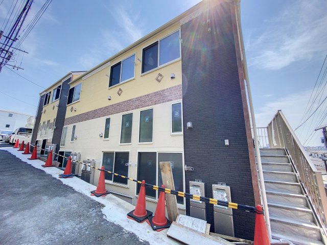 建物外観　駅徒歩7分のデザイナーズアパート