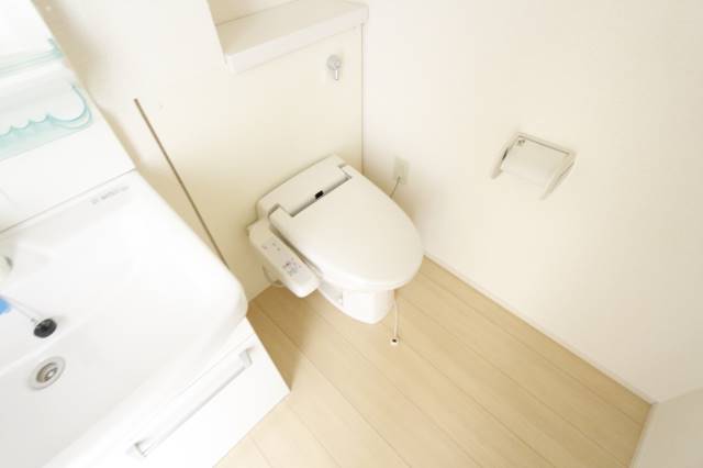 トイレ　※２０２号室撮影