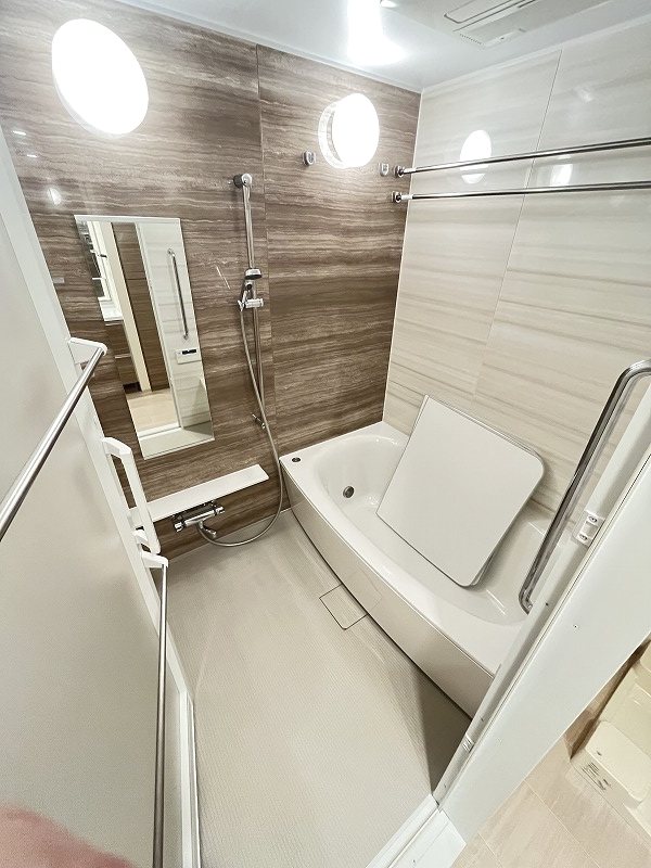 バス・シャワールーム