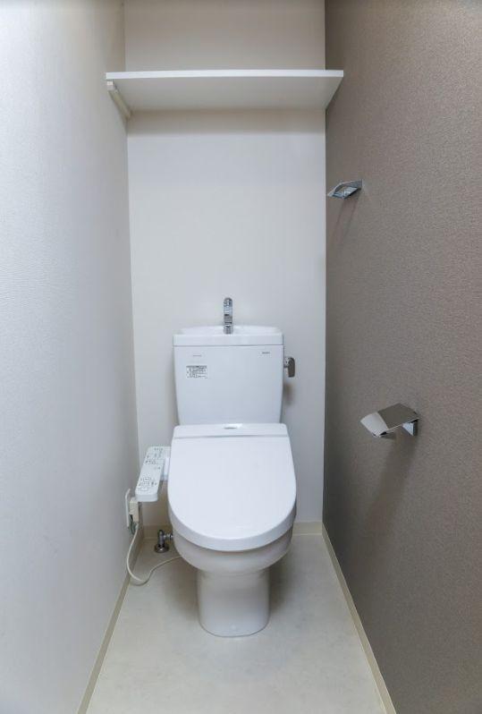 トイレ　プランドール江戸堀レジデンス　トイレ