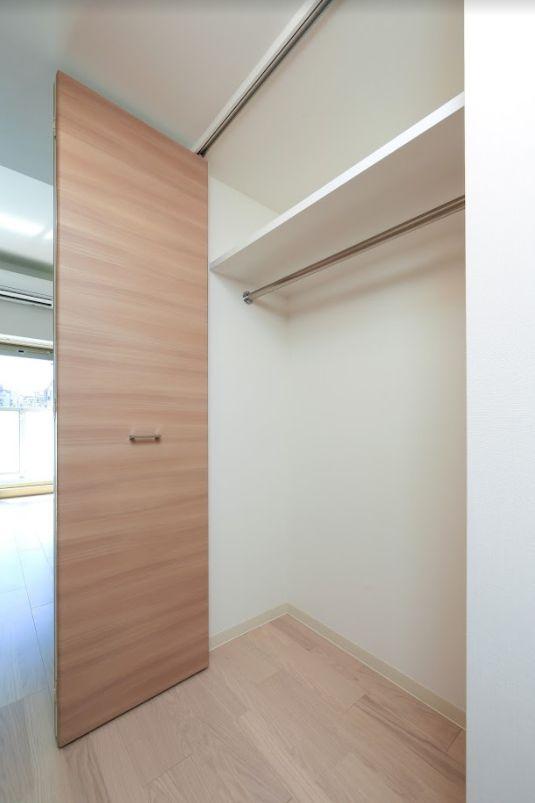 収納　プランドール江戸堀レジデンス　クローゼット