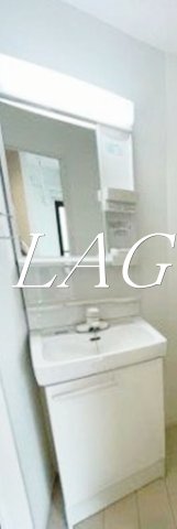 洗面設備　洗面台です。