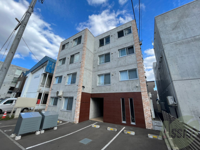 建物外観　札幌市東区北１７条東「レアルオリカーサ」