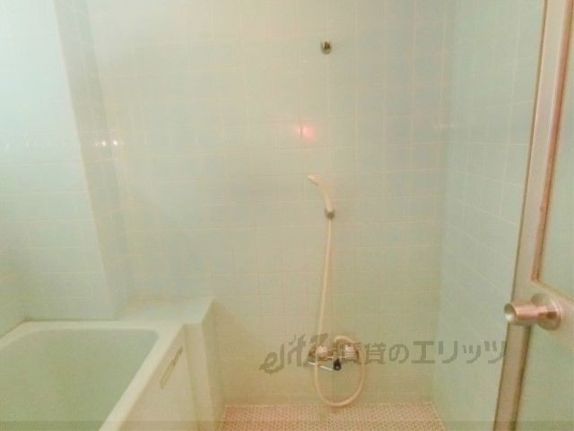 バス・シャワールーム　風呂