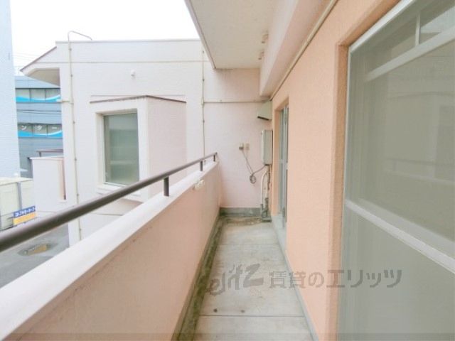 バルコニー　ベランダ